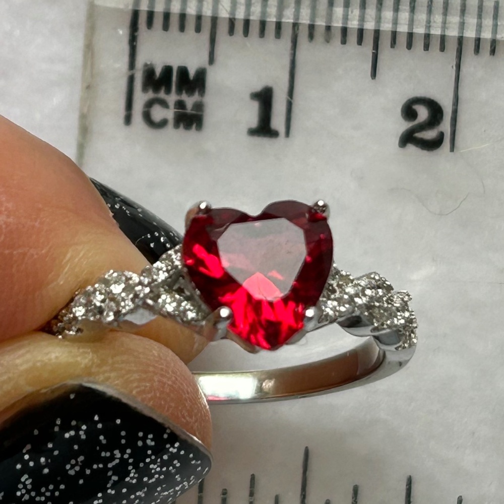 Heart-Cut Red Gemstone Ring with Pavé Accents. Marked 925. Size 7